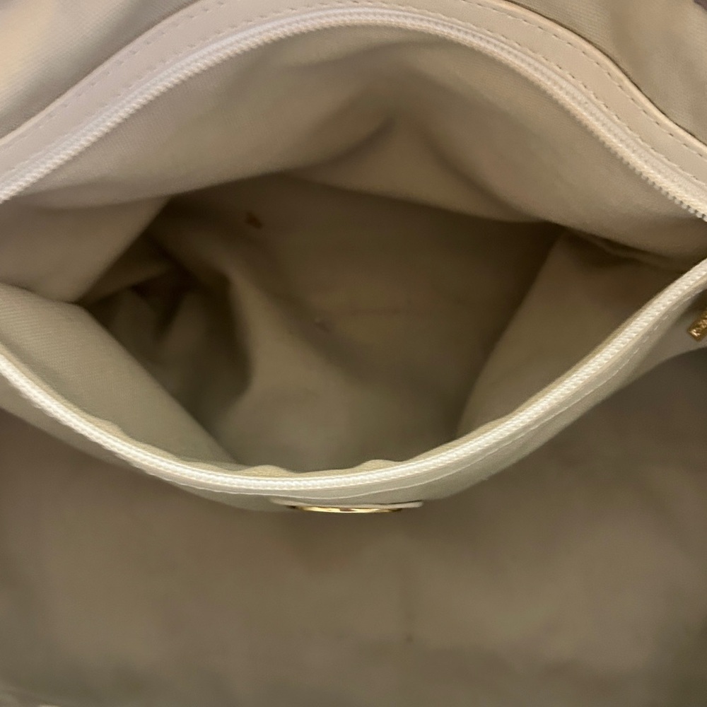 Tory Burch Cream Tote Bag - Picture 8 of 15